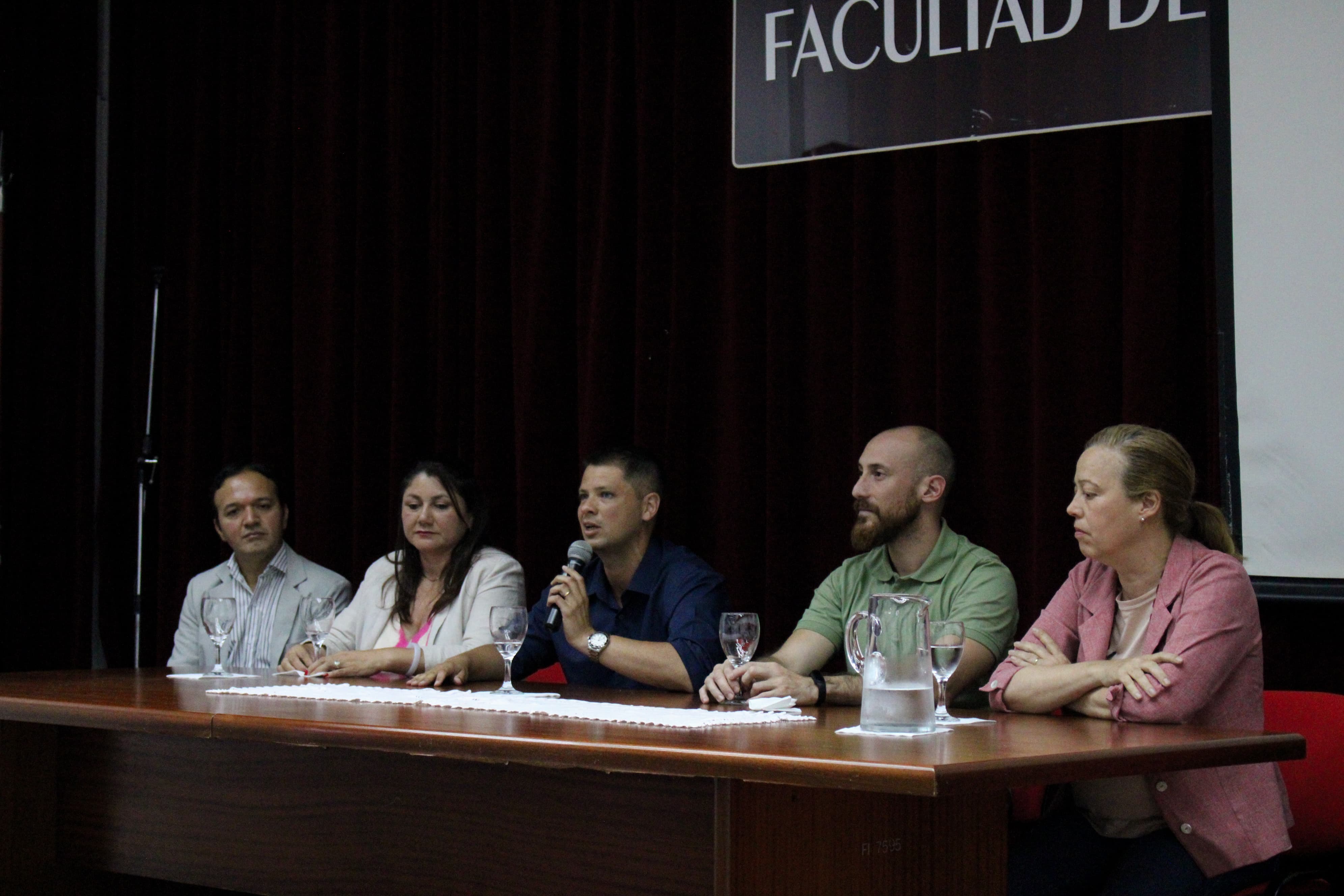 Ministro de Industria en evento ADII Obera