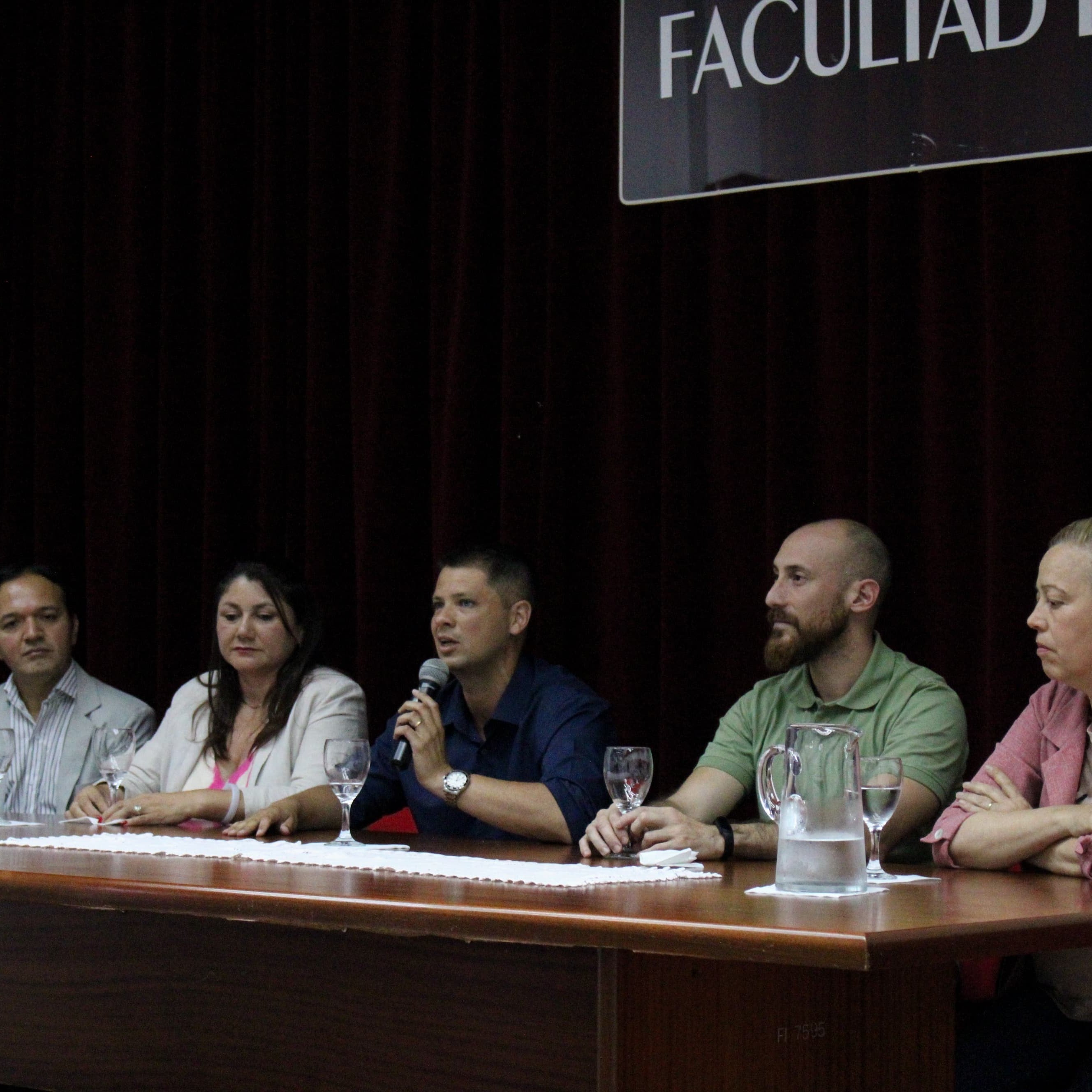 Ministro de Industria en evento ADII Obera