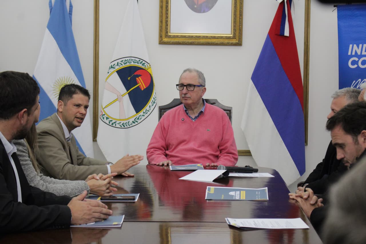 El Gobernador encabez el lanzamiento de la Semana de la Industria en Casa de Gobierno 01