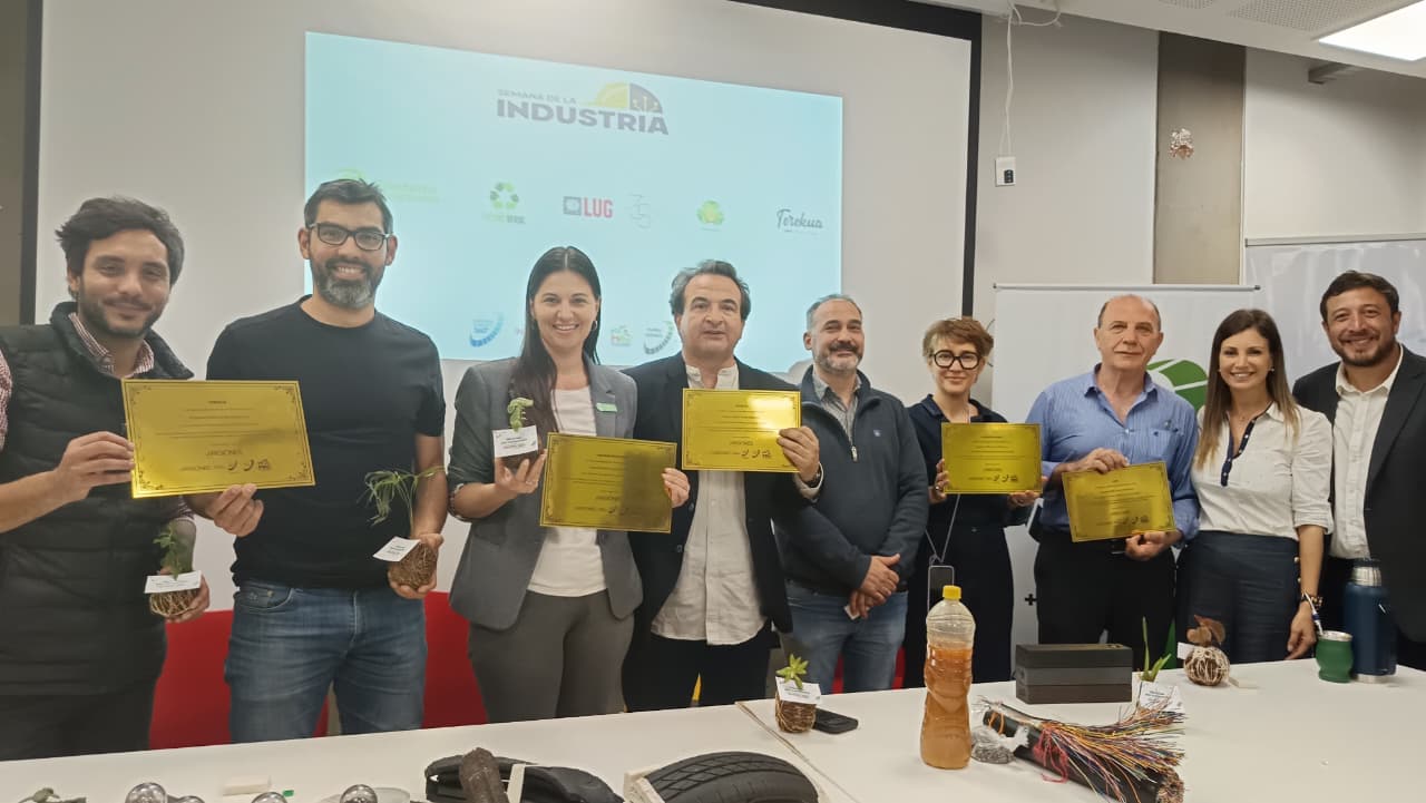 El Conversatorio PyMEs Verdes abri la Semana de la Industria 02