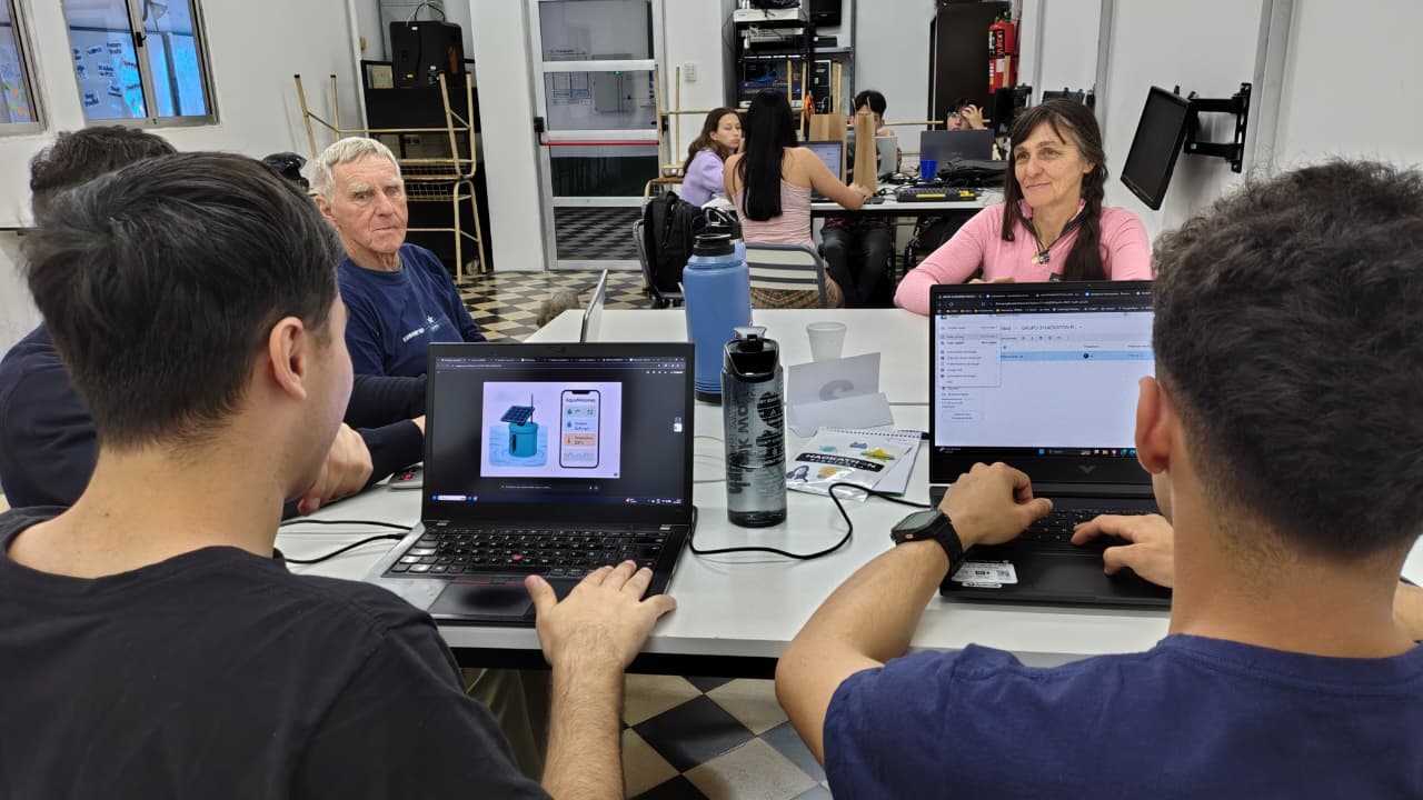 Hackathon Pisccola en Apstoles 02