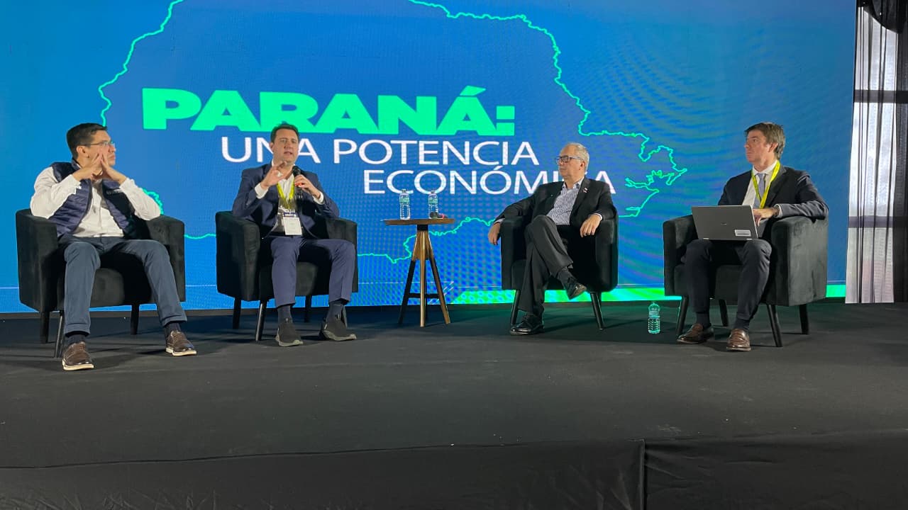 Misiones particip en el inicio de la Expo ParaguayBrasil 02