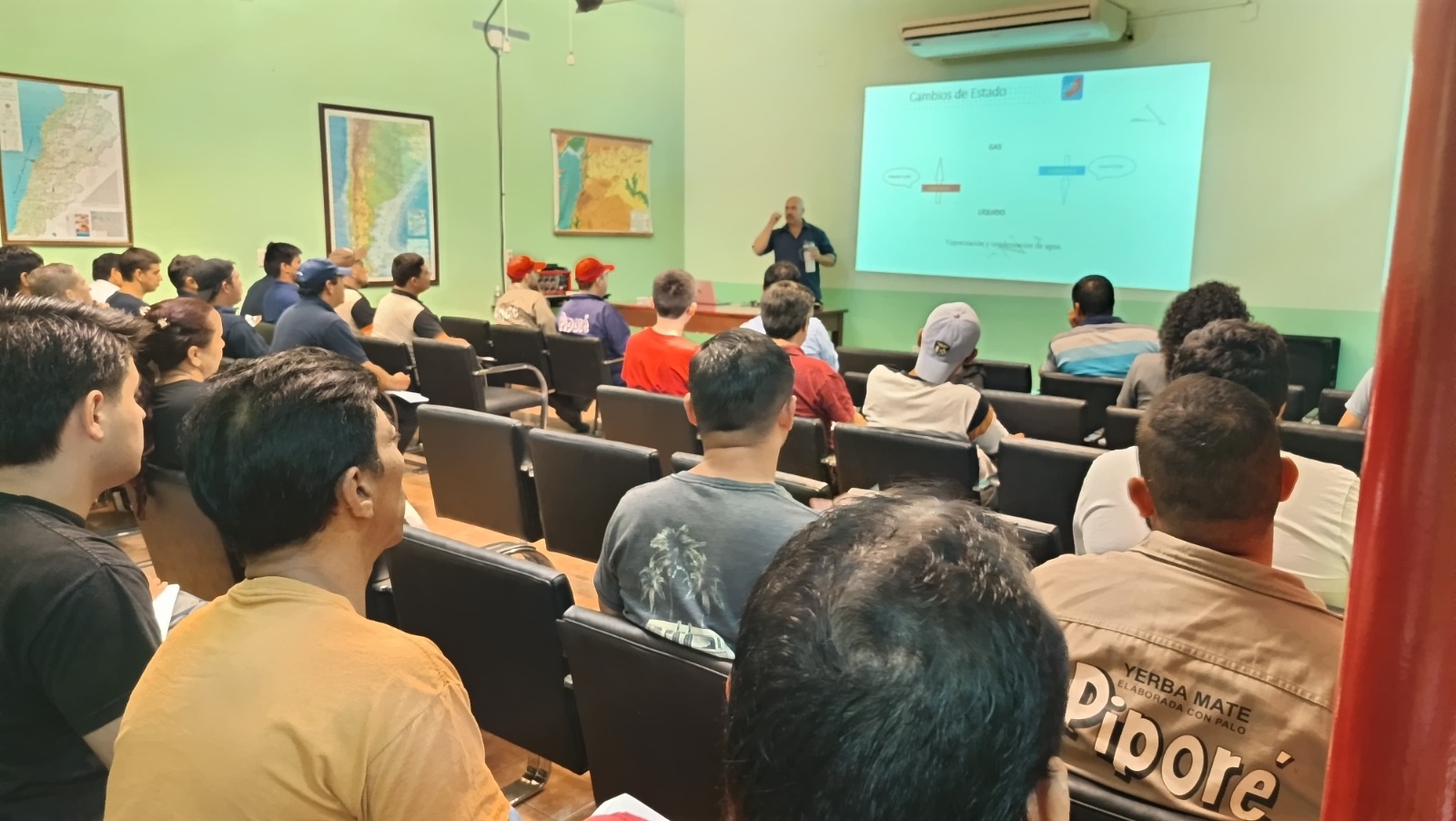 Industria dicto un curso de Operadores de Caldera en Santo Pipo 02